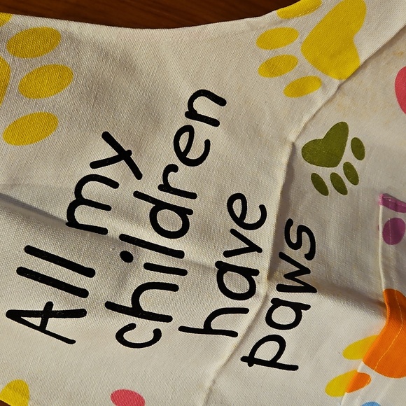 APRON - Picture 2 of 2